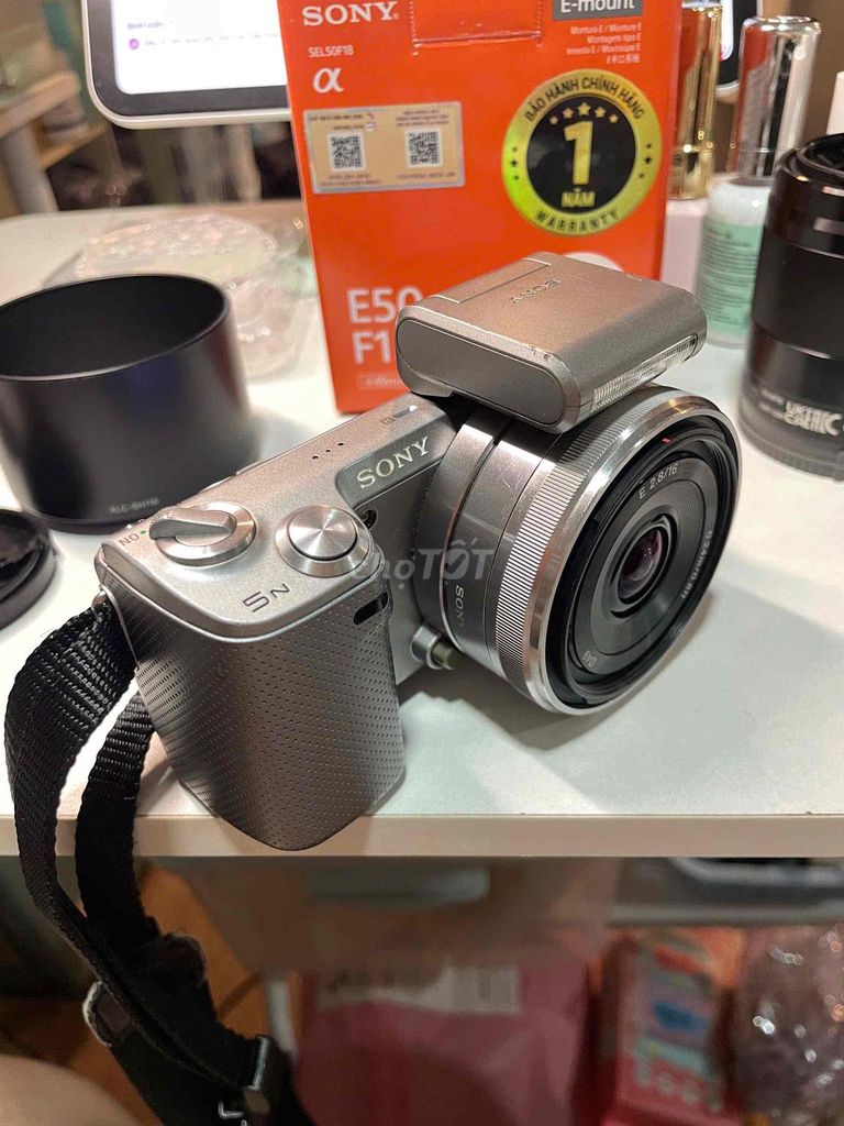 Máy ảnh Sony NEX-5N Bạc 16/2.8. Mua bán Máy ảnh, Máy quay tại Huyện Hóc Môn Tp Hồ Chí Minh được đăng bởi Phạm Dương Hùnh Danh  hình 1