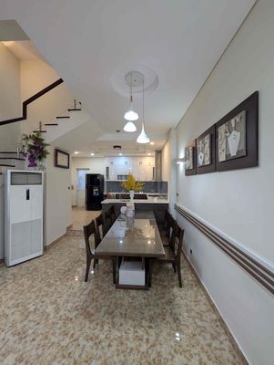 Аренда · 3 комн. · 75 м² · Quận Sơn Trà, ул. Đường Tạ Mỹ Duật