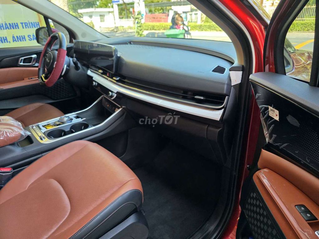 Kia Carnival 2024 Signature 2.2D,màu đỏ,26.000 km. Mua bán Ô tô tại Quận Bình Tân Tp Hồ Chí Minh được đăng bởi Son Do hình 7