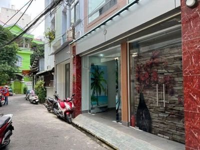 Аренда · 4 комн. · 72 м² · Quận Tân Bình, ул. Đường Nguyễn Cảnh Dị