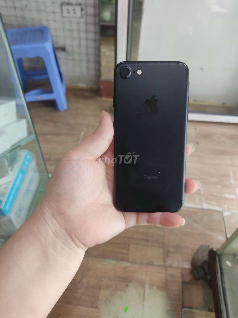 Apple iPhone 7 128GB Đen ,icl ẩn,dùng sim đc. Mua bán Điện thoại tại Quận Cầu Giấy Hà Nội được đăng bởi thuy  hình 1