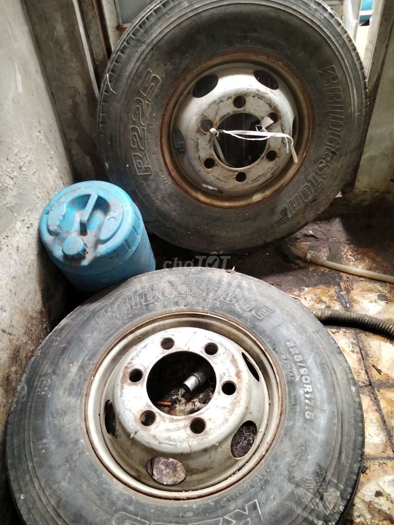 Lốp xe mam xe để chặt nhà cần bán gấp. Mua bán Phụ tùng xe tại Huyện Bến Lức Long An được đăng bởi Linh Lieu hình 14
