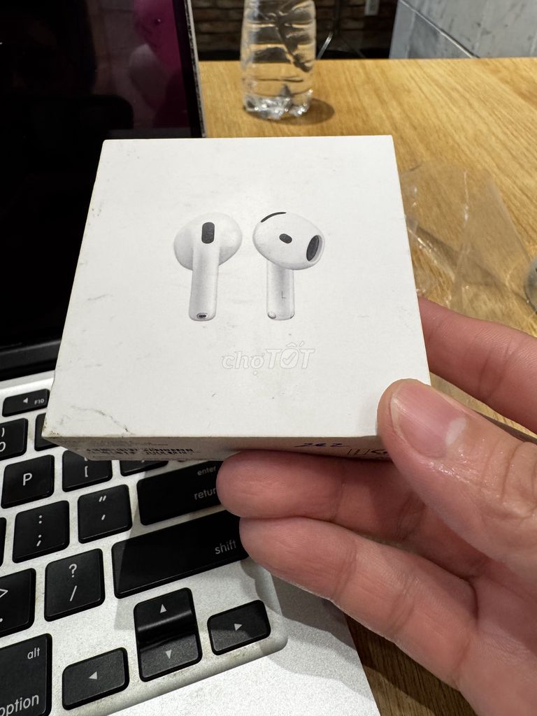 Tai nghe Apple AirPods 4 Trắng Mới. Mua bán Tivi, Âm thanh tại Quận Hải Châu Đà Nẵng được đăng bởi Trịnh Xuân Tùng hình 1
