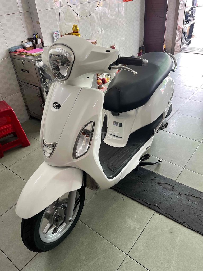 Kymco Like 50cc màu Trắng. Mua bán Xe máy tại Quận Tân Phú Tp Hồ Chí Minh được đăng bởi Cửa Hàng xe gắn máy Minh Tuấn  hình 5