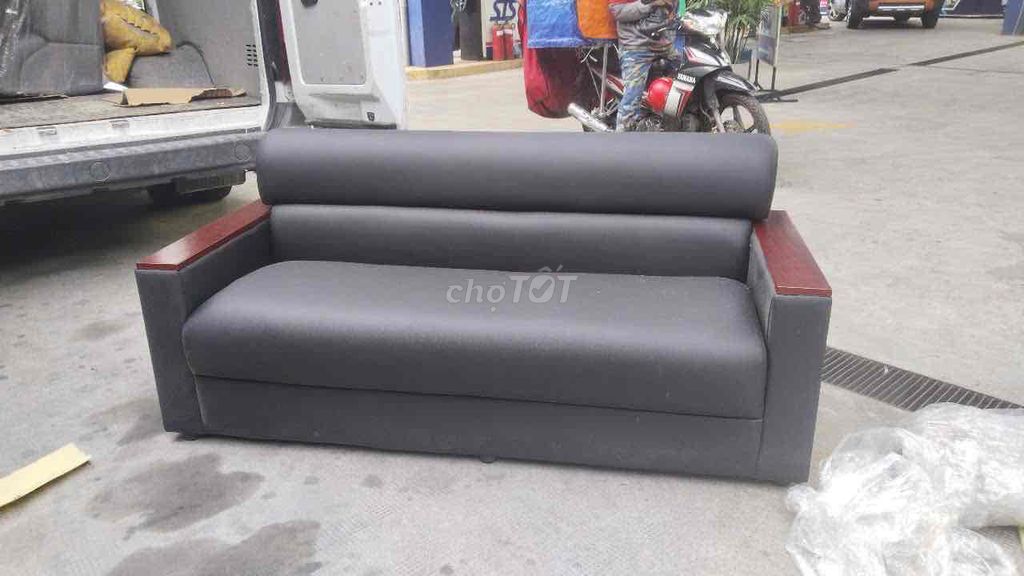 cần thanh lý sofa đẹp keng như hình