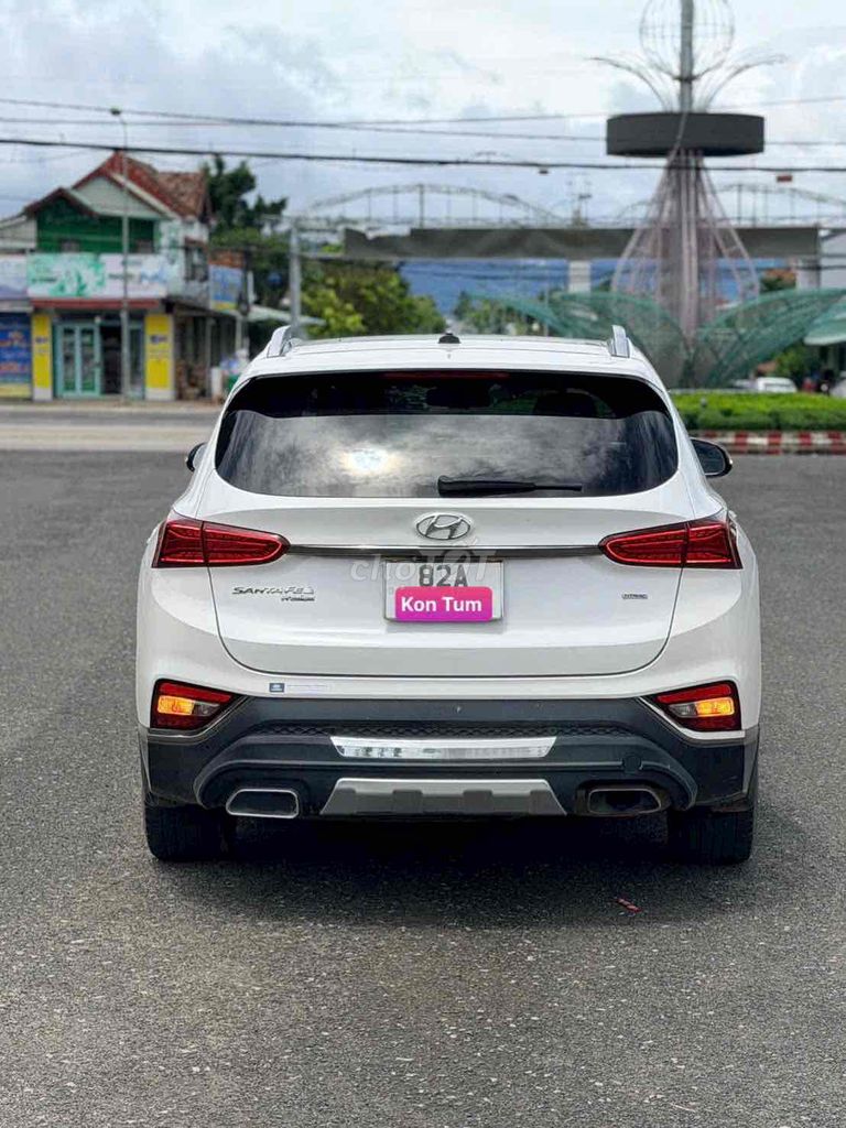 Hyundai SantaFE 2021, полностью бензиновый, 2-осный, белый