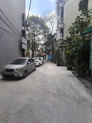 House in Long Biên