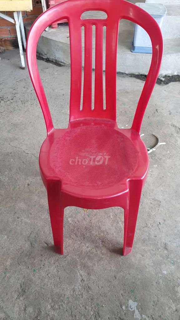 Ghế nhựa Đại Đồng Tiến Đỏ Việt Nam. Mua bán Bàn ghế tại Thành phố Thuận An Bình Dương được đăng bởi Ông Văn Ngô hình 1