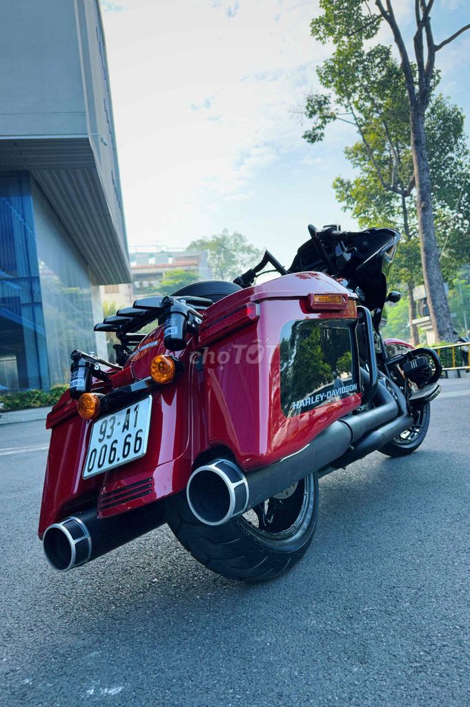 HARLEY Road Glide Special 2021 Two Tone. Mua bán Xe máy tại Quận Tân Bình Tp Hồ Chí Minh được đăng bởi MR Đàm MOTOCAR hình 3
