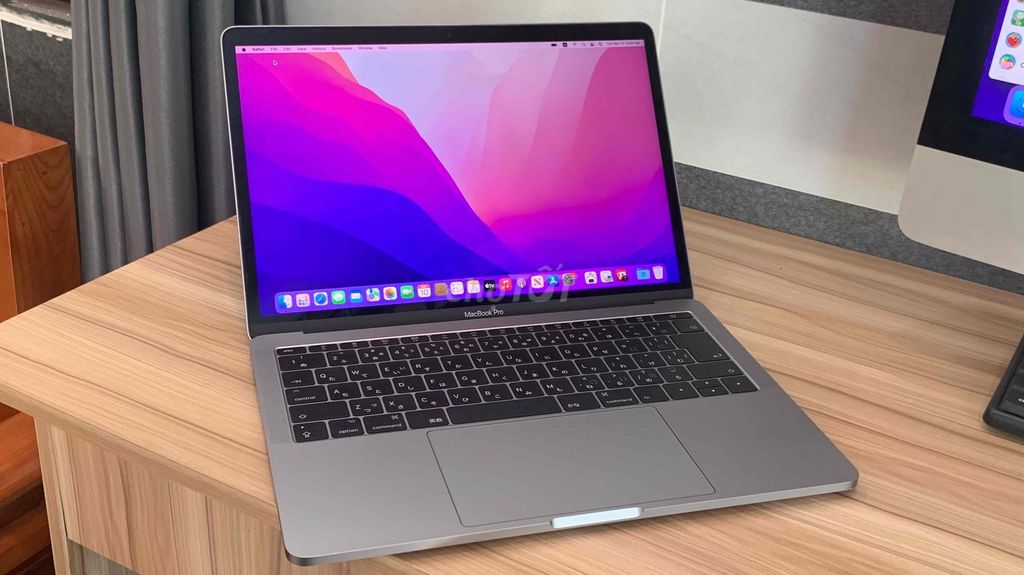 Apple Macbook Pro 2016 i7 13 inch 16GB/256GB. Mua bán Laptop tại Huyện Châu Đức Bà Rịa - Vũng Tàu được đăng bởi Út Thanh hình 1