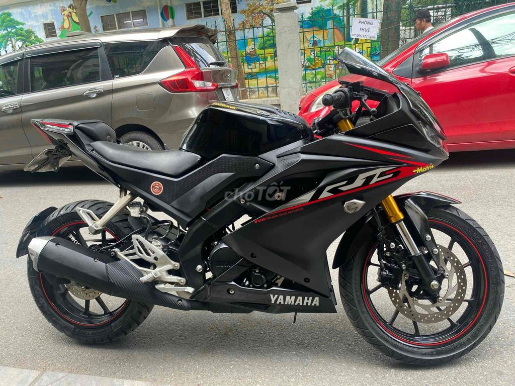 Yamaha R15 V3 hàng hiếm chạy ít- xe như mới  moto. Mua bán Xe máy tại Quận Cầu Giấy Hà Nội được đăng bởi Tong motor xe may hình 5