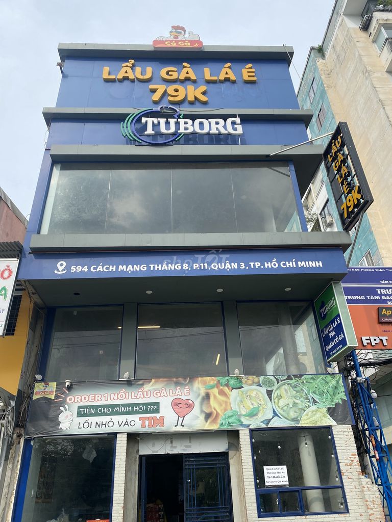 tuyển 2 phụ bếp full quán lẩu gà q3