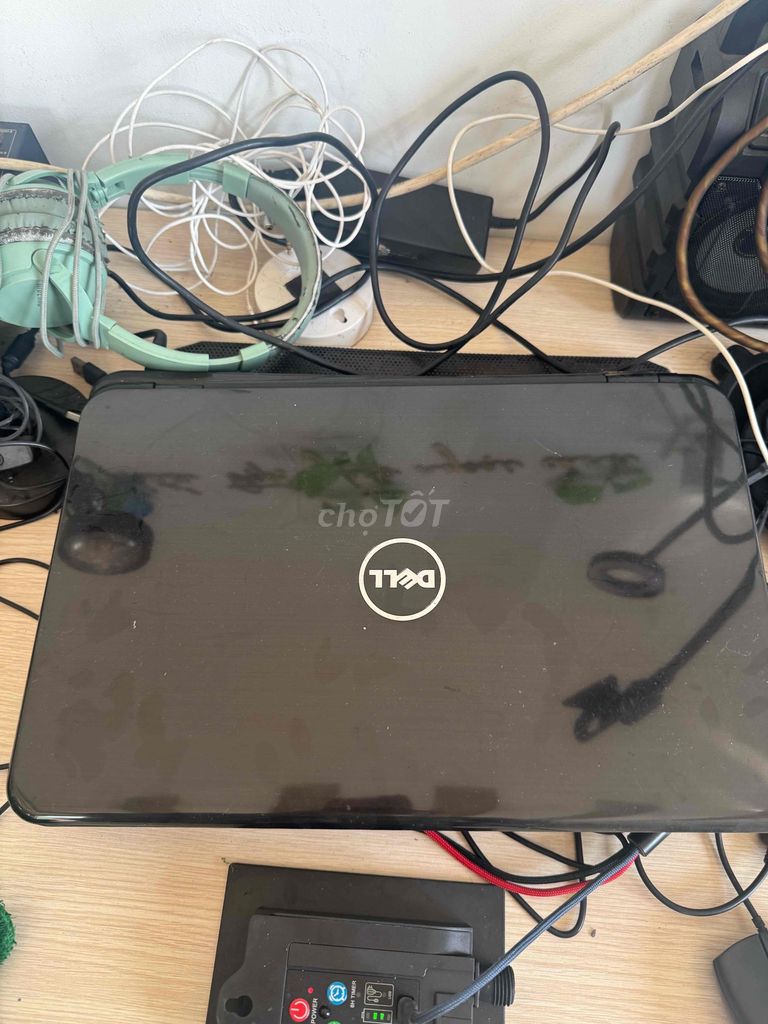 Dell Inspiron Đen Đã sử dụng. Mua bán Laptop tại Quận Tân Bình Tp Hồ Chí Minh được đăng bởi Ngọc Trúc hình 1