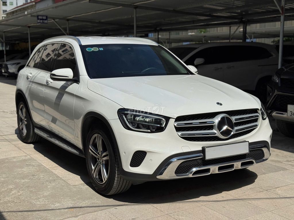 Mercedes Benz GLC200 2022 Siêu Mới. Mua bán Ô tô tại Quận Thanh Xuân Hà Nội được đăng bởi Nguyễn Tuấn Hoàng hình 2