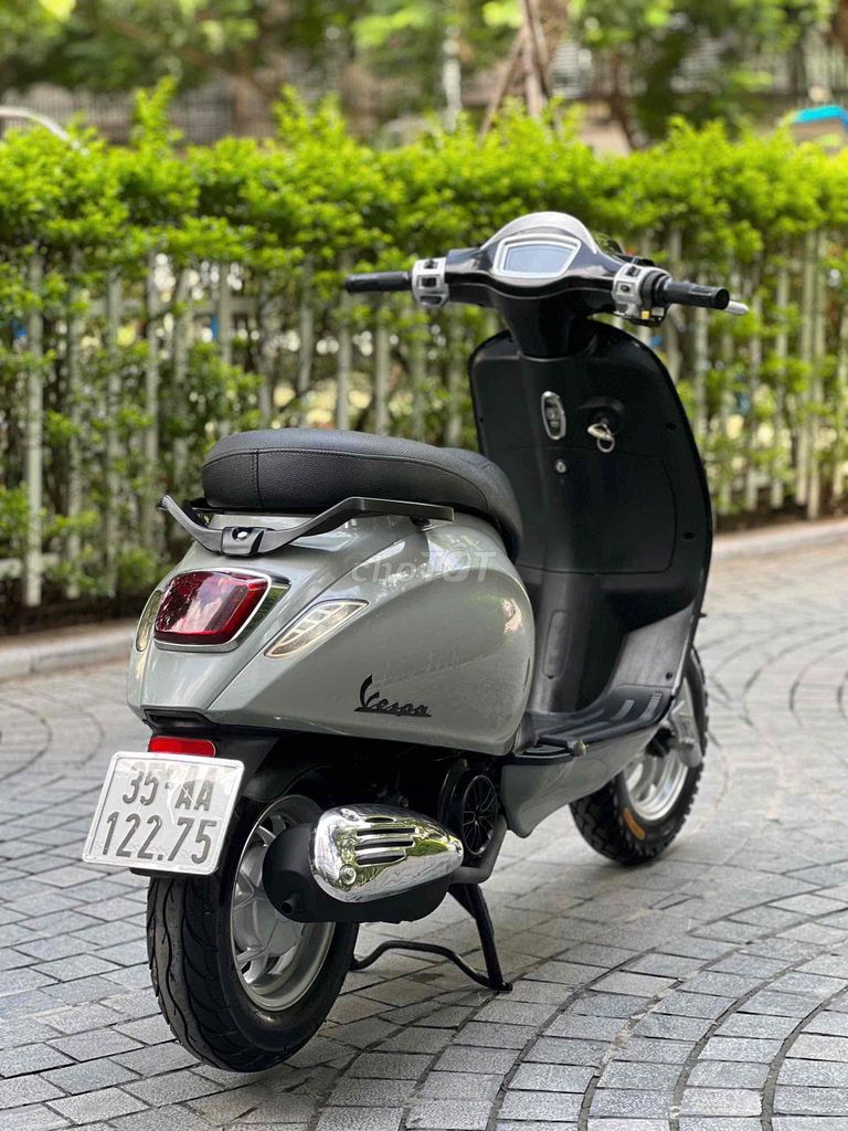 Vespa S 50cc 2023 chính chủ xe đẹp. Mua bán Xe máy tại Quận Cầu Giấy Hà Nội được đăng bởi Anh Khoa hình 2