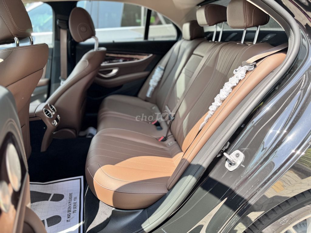 E200 Exclusive V1 - 29000 km Chính Hãng. Mua bán Ô tô tại Quận Bình Thạnh Tp Hồ Chí Minh được đăng bởi Mercedes Benz Haxaco Điện Biên Phủ hình 6