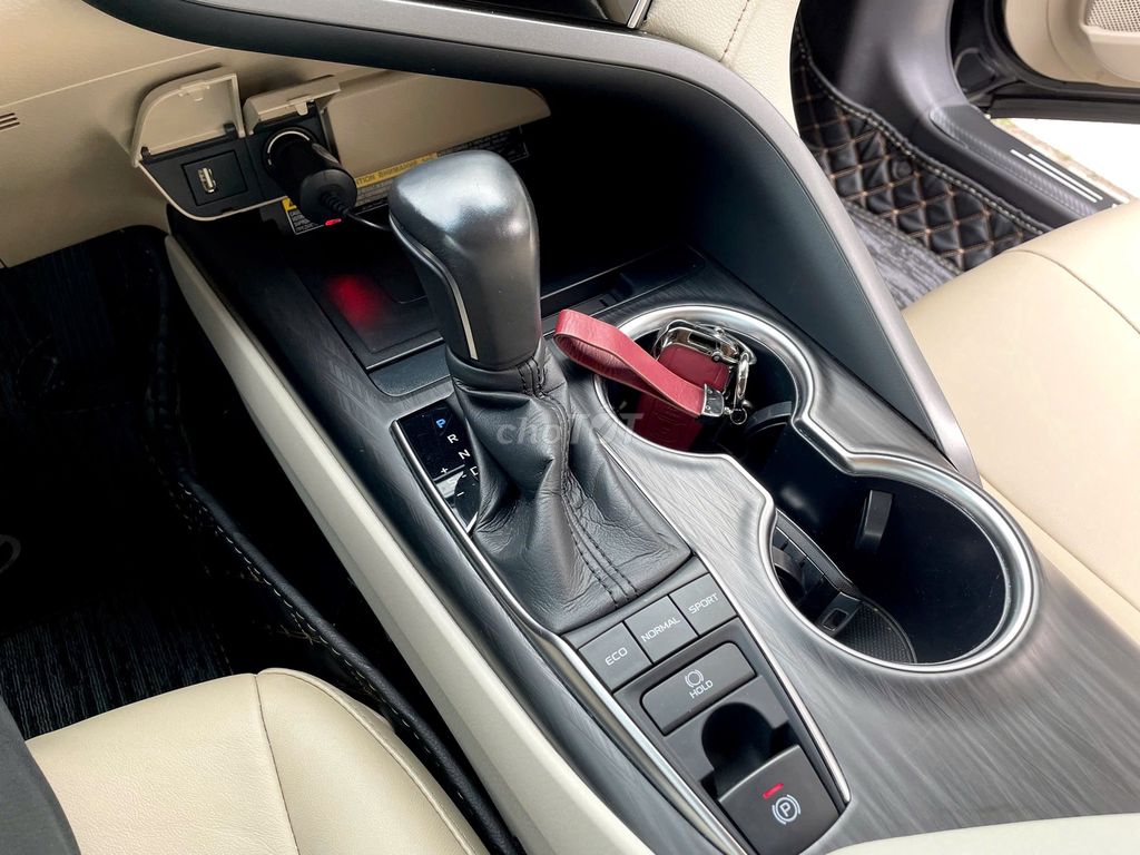 TOYOTA CAMRY 2.5Q MODEL 2022 SIÊU LƯỚT. Mua bán Ô tô tại Quận Gò Vấp Tp Hồ Chí Minh được đăng bởi ĐỨC XE LƯỚT hình 6