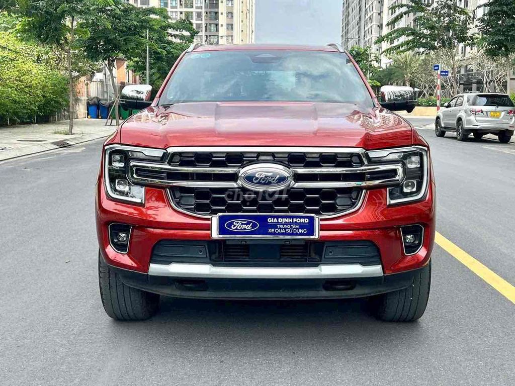 HÃNG BÁN Ford Everest 2022 Titanium 2 cầu, VAY 70%