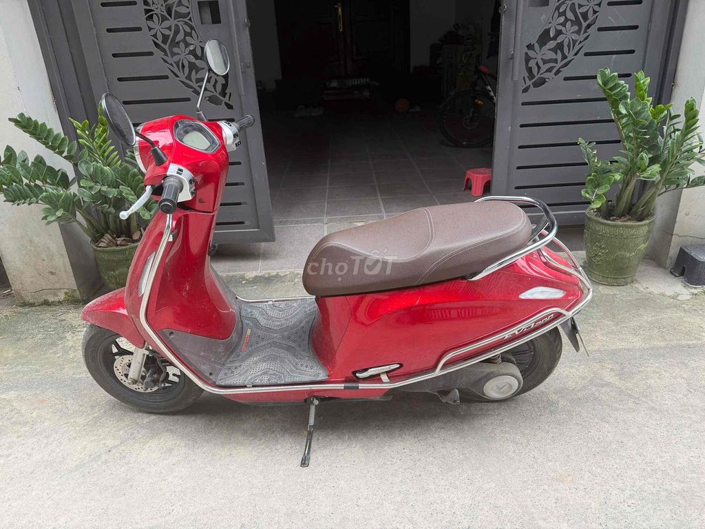 VinFast Evo200 Красный 8000км