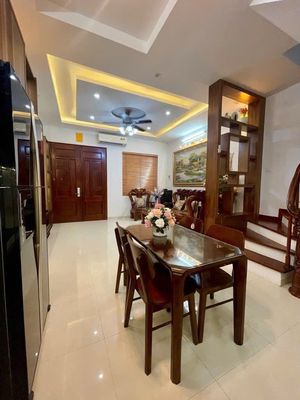 🏡 Nhà Dân xây - Lô Góc – Trung Tâm Cầu Giấy – 40,3m², 3 tầng. Mua bán nhà ở tại Quận Cầu Giấy Hà Nội được đăng bởi Đinh Thị Phương Thúy