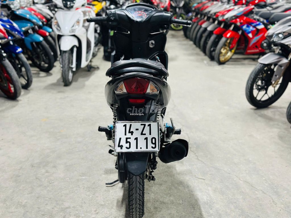 XE MÁYTHANH TÙNG_WAVE RSX FI XÁM GHI BAO ZIN CHẤT. Mua bán Xe máy tại Quận Nam Từ Liêm Hà Nội được đăng bởi THANH TÙNG hình 4