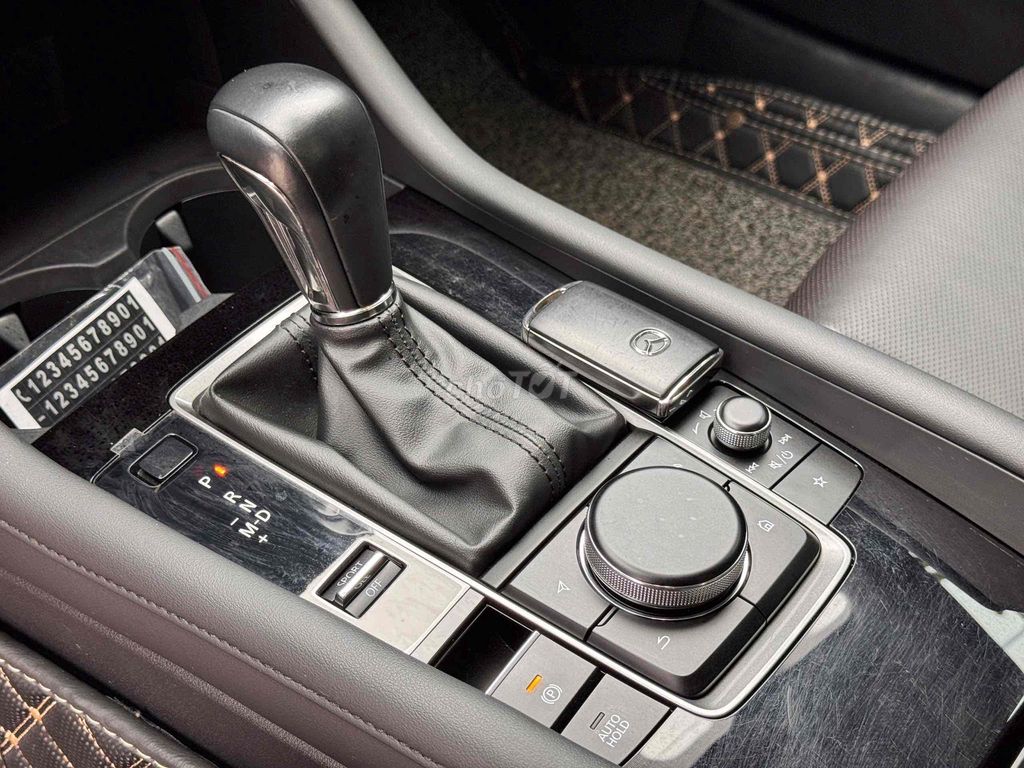 Mazda 3 1.5 Luxury - Sedan - 23.000km. Mua bán Ô tô tại Quận 8 Tp Hồ Chí Minh được đăng bởi Cửa hàng ô tô cũ TRUST CARS hình 16