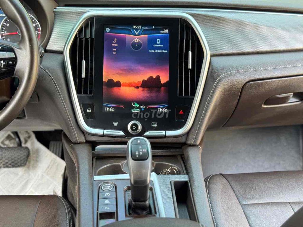 VinFast Lux A2.0 2022 A2.0 Tiêu chuẩn - 100000 km. Mua bán Ô tô tại Quận 12 Tp Hồ Chí Minh được đăng bởi Nam Trường  hình 7