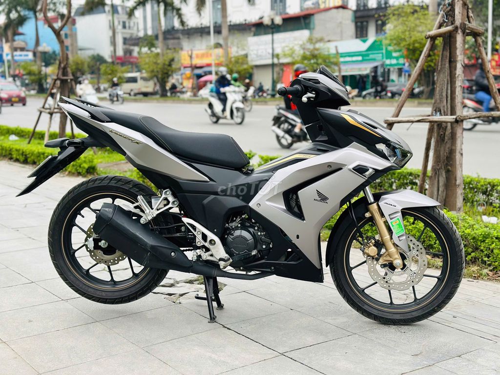 HONDA WINNER X V4 150 ABS CHÍNH CHỦ NGUYÊN ZIN2025. Mua bán Xe máy tại Quận Nam Từ Liêm Hà Nội được đăng bởi Trịnh Lan Hương hình 3