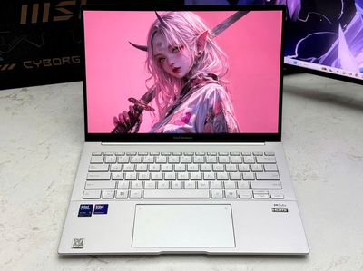 ASUS ZENBOOK UX3405CA Silver Ultra 9 285H/32GB/1TB