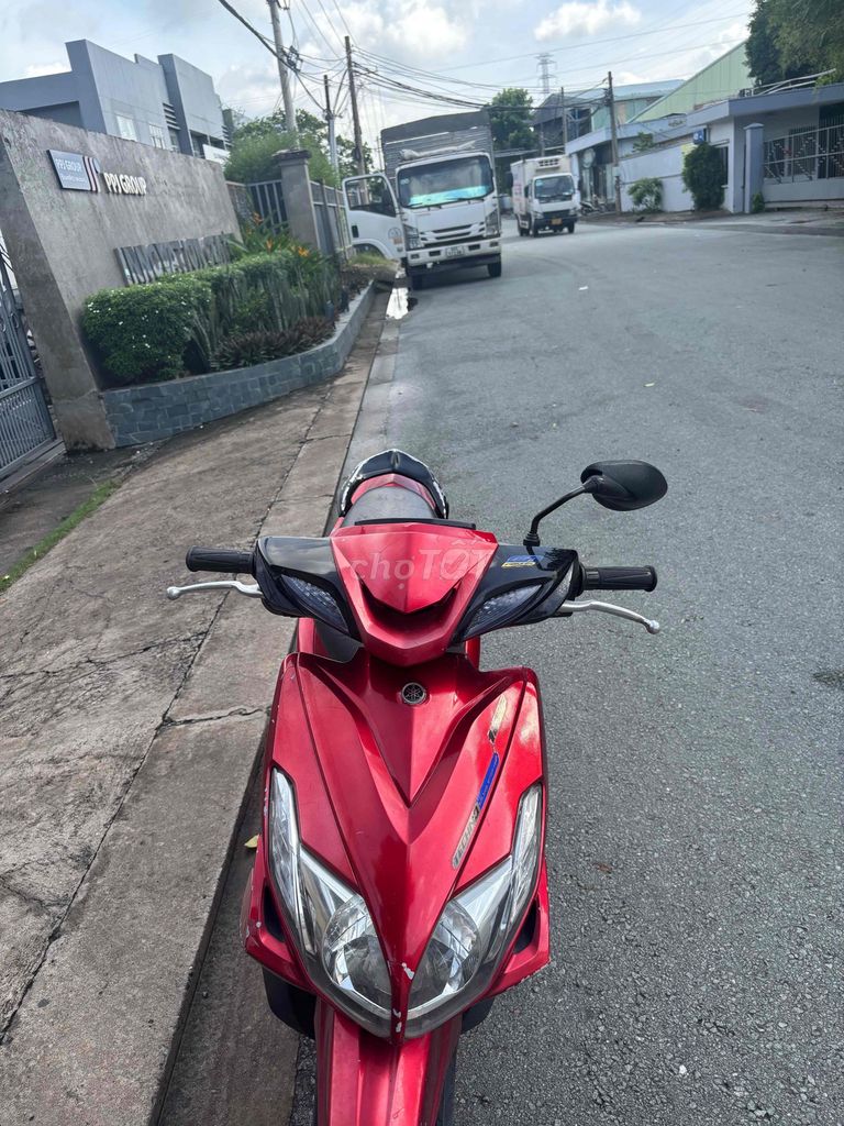 🚲 Xe máy cũ màu đỏ, giá chỉ 6tr – Giấy tờ đầy đủ,. Mua bán Xe máy tại Thành phố Dĩ An Bình Dương được đăng bởi Hạnh Lê hình 3