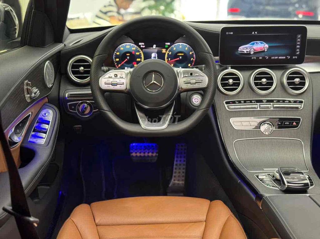 Mercedes Benz C Class 2019 C 300 AMG - 39000 km. Mua bán Ô tô tại Quận Tân Phú Tp Hồ Chí Minh được đăng bởi Xe Lướt Sài Gòn Miền Nam hình 11