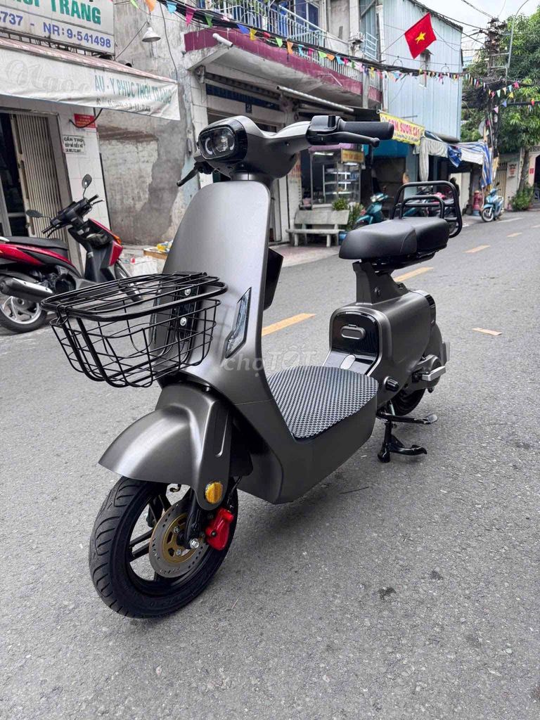V1 plus lihaze chính hãng. Mua bán Xe điện tại Quận 8 Tp Hồ Chí Minh được đăng bởi Cửa Hàng Xe Điện Huỳnh Như hình 1