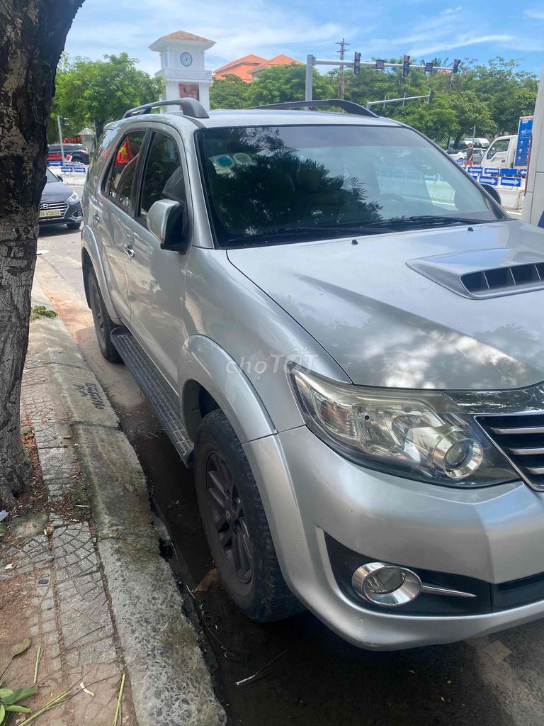 Toyota Fortuner 2015 - 15000 km. Mua bán Ô tô tại Quận Ngũ Hành Sơn Đà Nẵng được đăng bởi son hình 5