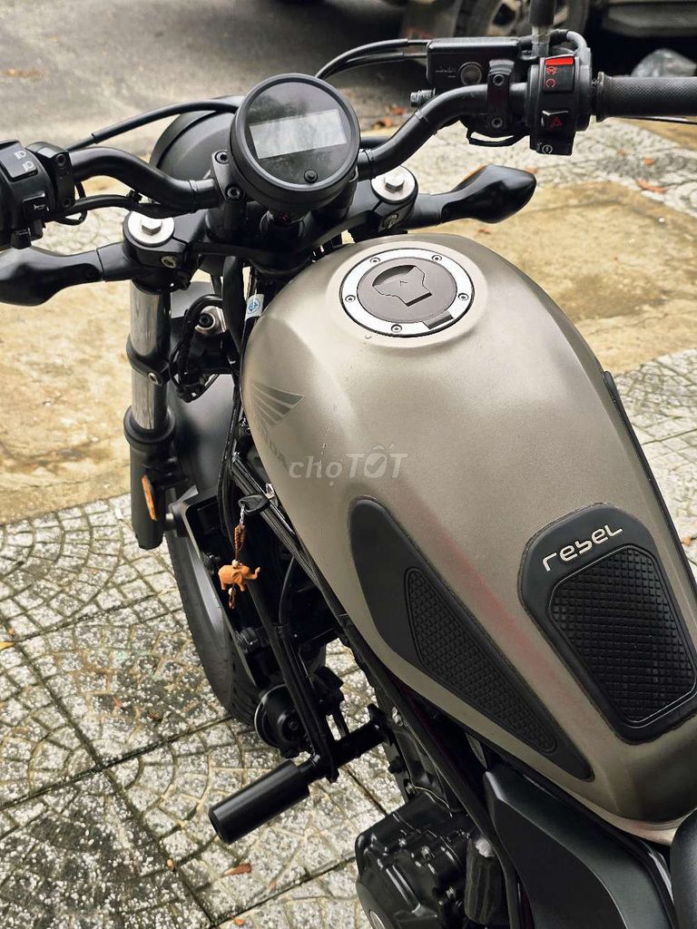 Honda Rebel300 2019 Xám 9800km