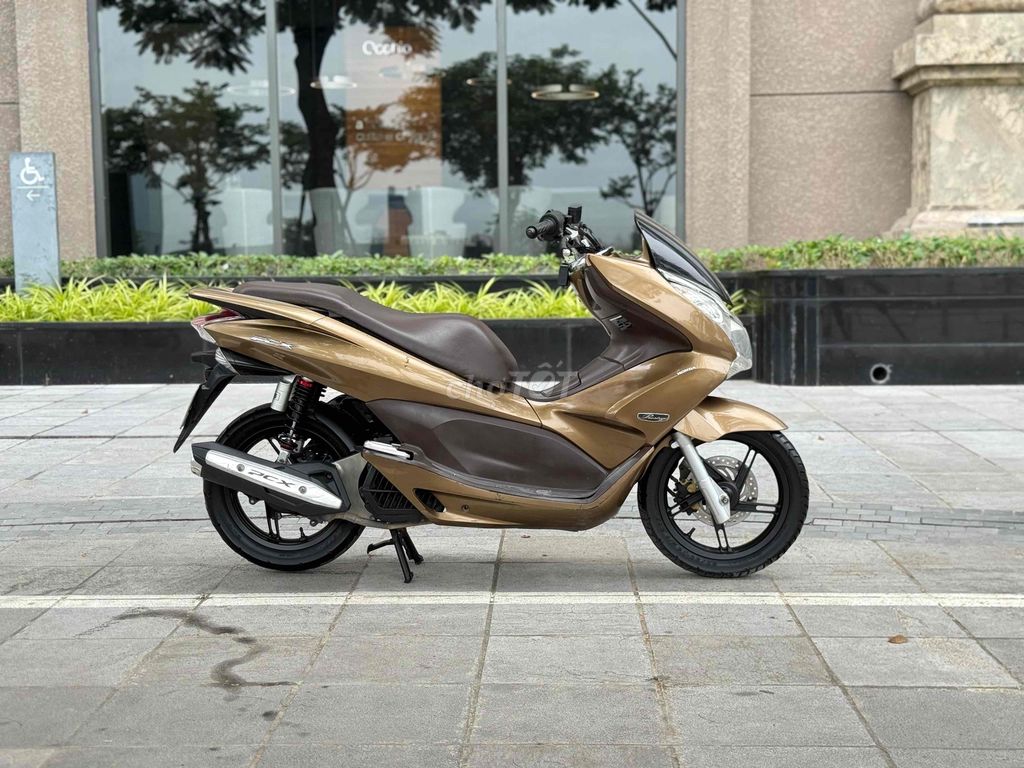 Pcx cực kỳ chất lượng xe Zin êm có smartkey 29G1. Mua bán Xe máy tại Quận Ba Đình Hà Nội được đăng bởi Xe Máy Nam Thi hình 7