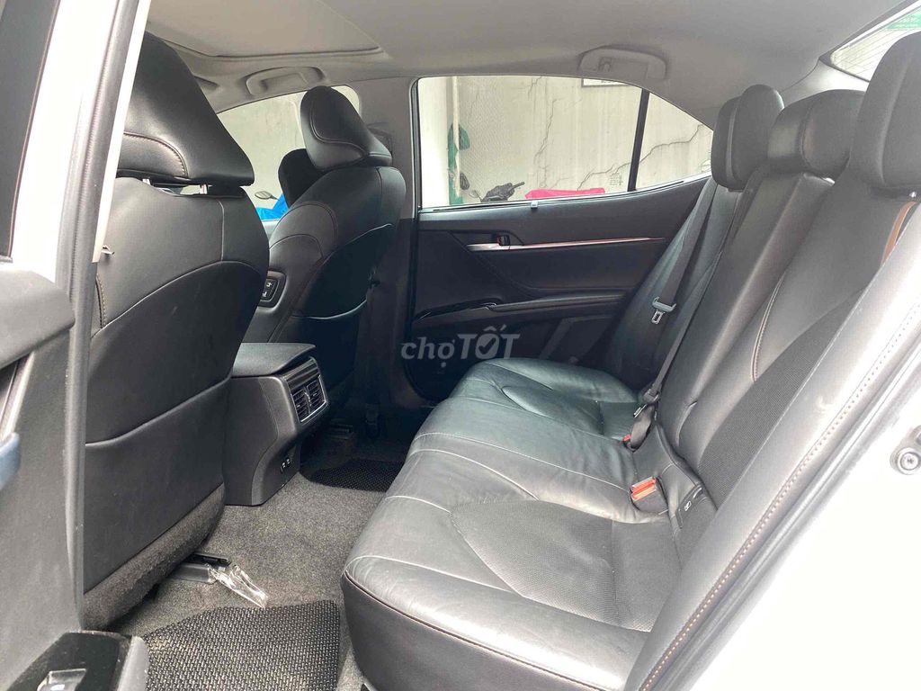 Camry 2.5Q 2021 HT Vay 70% - Giá Còn Giảm. Mua bán Ô tô tại Thành phố Thủ Đức Tp Hồ Chí Minh được đăng bởi Ngọc Long Toyota Đông Sài Gòn hình 5