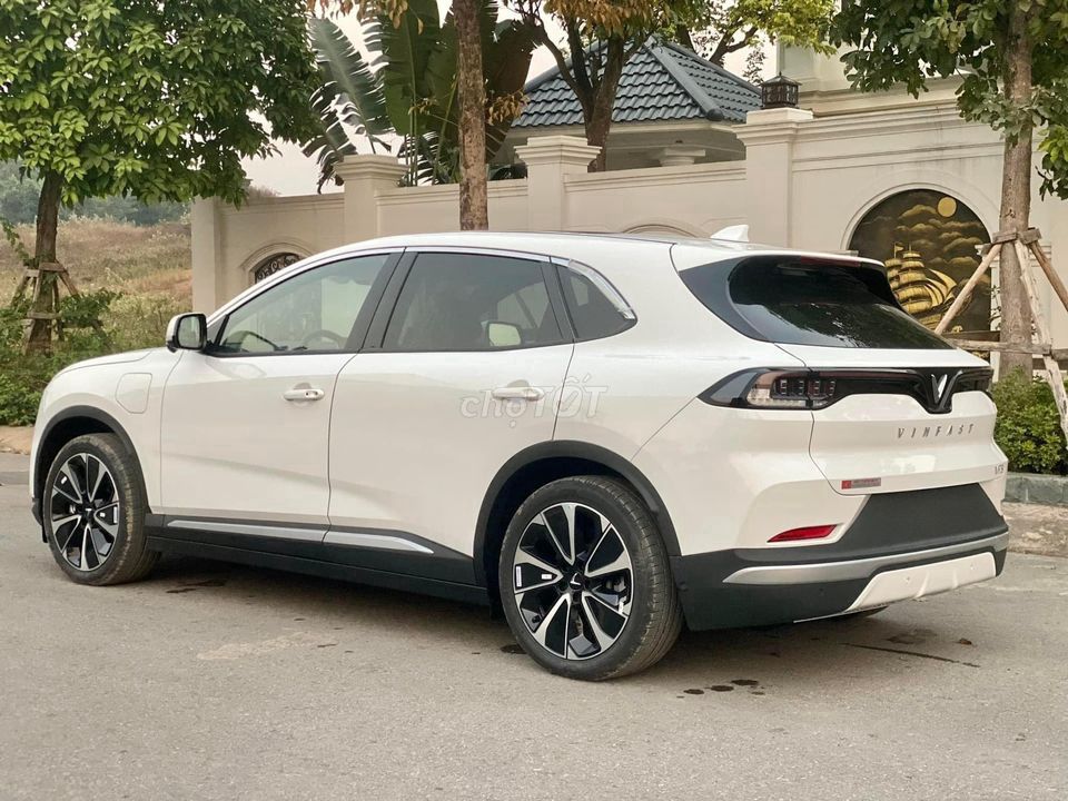 VinFast VF8 2025 - Sẵn Xe, Ưu Đãi Tháng Cận Tết!!. Mua bán Ô tô tại Quận Đống Đa Hà Nội được đăng bởi Kim Ngọc Vinfast Newway hình 4