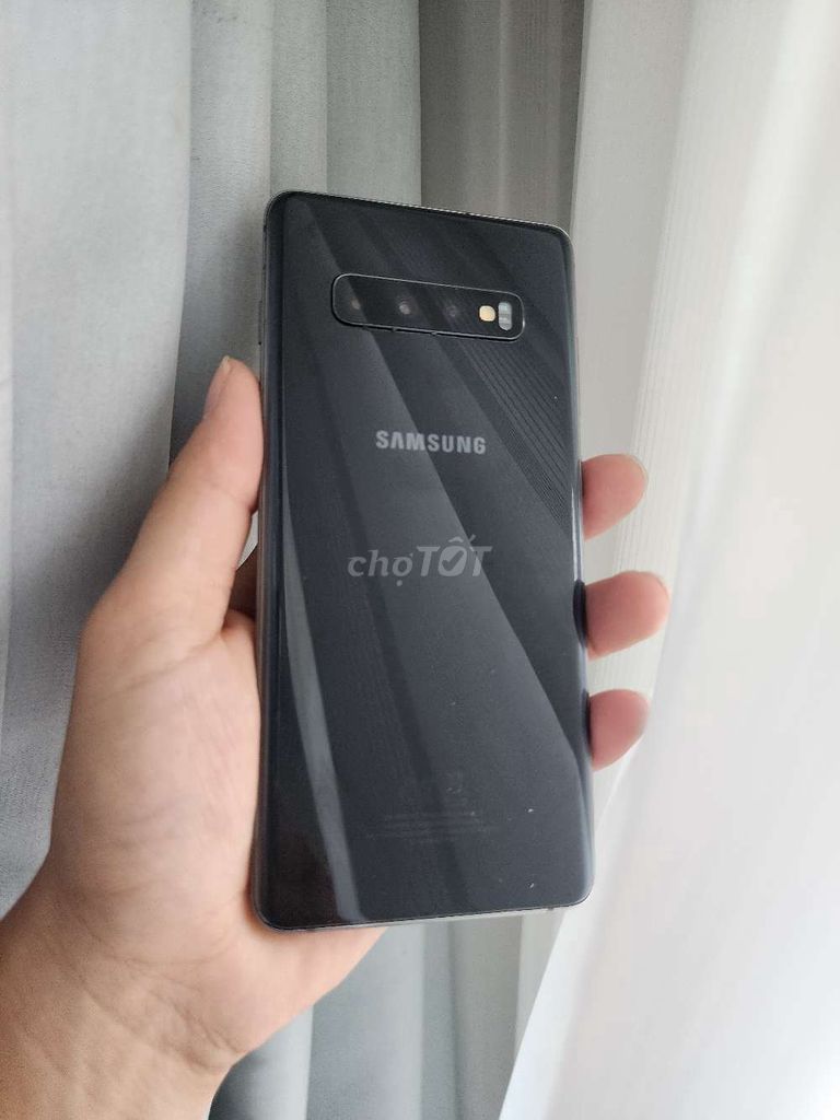 Samsung S10+ VN 128G đẹp 98%