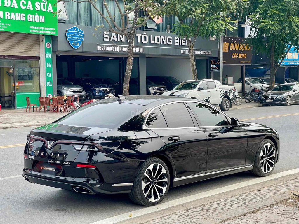 VinFast Lux A2.0 Premium 2021 Đen 36000 km. Mua bán Ô tô tại Quận Thanh Xuân Hà Nội được đăng bởi Cường Auto 266 hình 2
