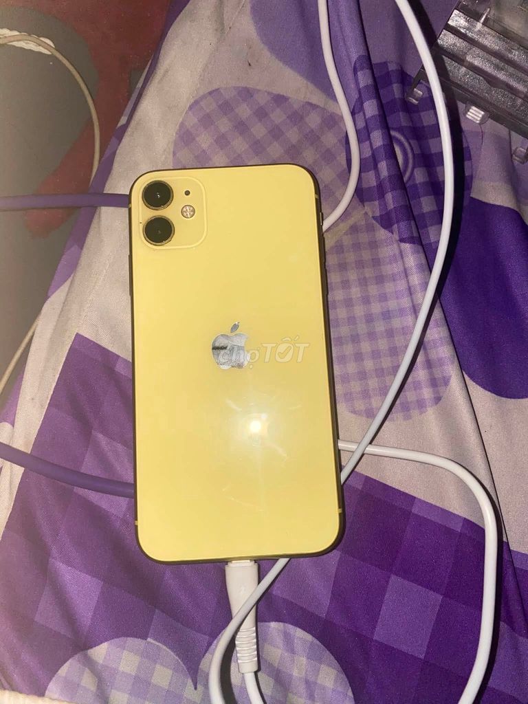 Apple iPhone 11 128GB Vàng. Mua bán Điện thoại tại Quận 10 Tp Hồ Chí Minh được đăng bởi Hội Đồ Điện Tử hình 1