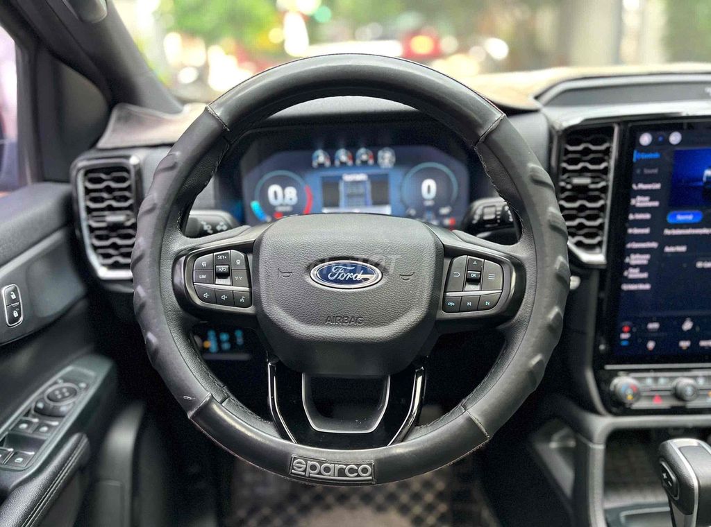 LƯỚT NHẸ EVEREST 2023 TITANIUM RẤT ĐẸP NHƯ MỚI. Mua bán Ô tô tại Quận Gò Vấp Tp Hồ Chí Minh được đăng bởi Mr Tài hình 11