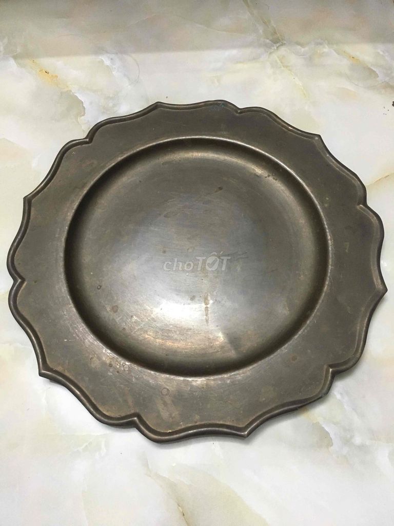 dĩa đồng xưa. Mua bán Đồ sưu tầm, đồ cổ tại Thành phố Long Khánh Đồng Nai được đăng bởi Tuấn hình 1