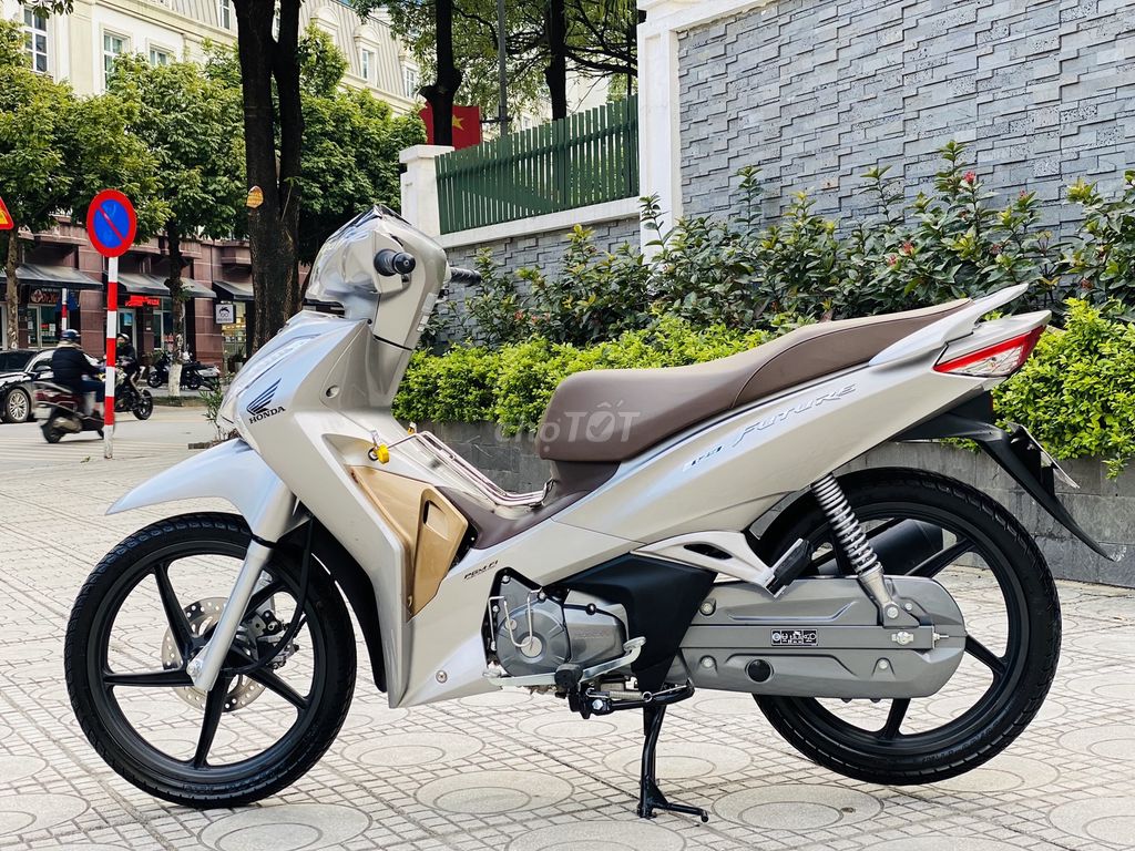 HONDA FUTURE 125 FI KIM PHUN ĐIỆN TỬ 2024 XE ZIN. Mua bán Xe máy tại Quận Nam Từ Liêm Hà Nội được đăng bởi Hồng Nhung hình 2