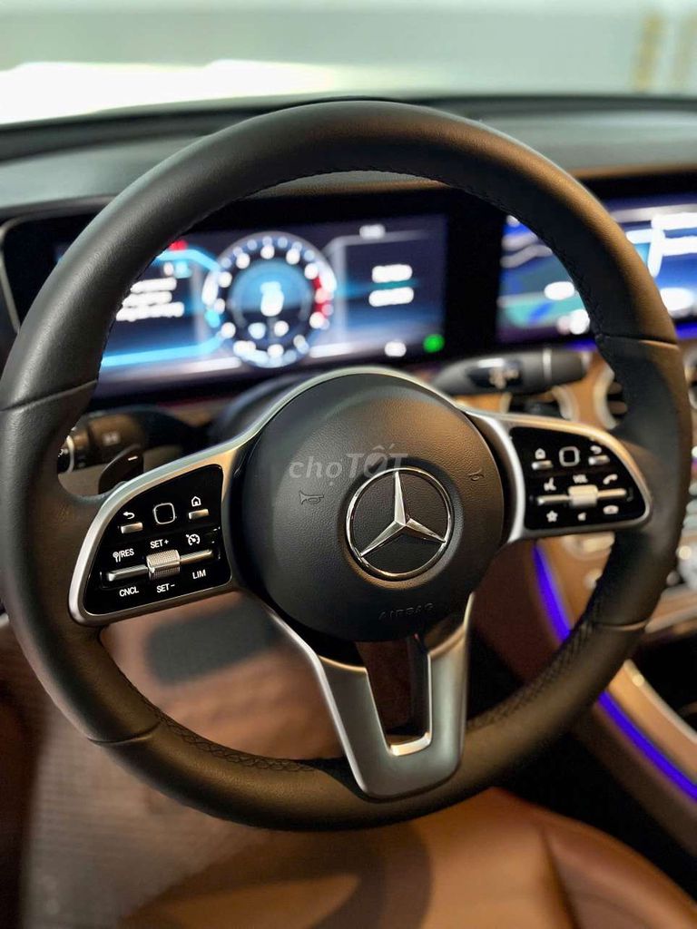 Mercedes Benz E200 Lên E300 Model 2019 - 50.000 km