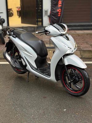 Honda SH 150i đăng kí 2020 – xe đẹp, đã bảo dưỡng. Mua bán Xe máy tại Thành phố Thủ Đức Tp Hồ Chí Minh được đăng bởi iMotorbike Khang hình 1