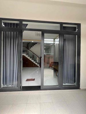 CẦN BÁN NHÀ LIỀN KỀ GÒ VẤP NGÃ TƯ GA HẺM XE HƠI. Mua bán nhà ở tại Quận 12 Tp Hồ Chí Minh được đăng bởi NGUYEN BICH