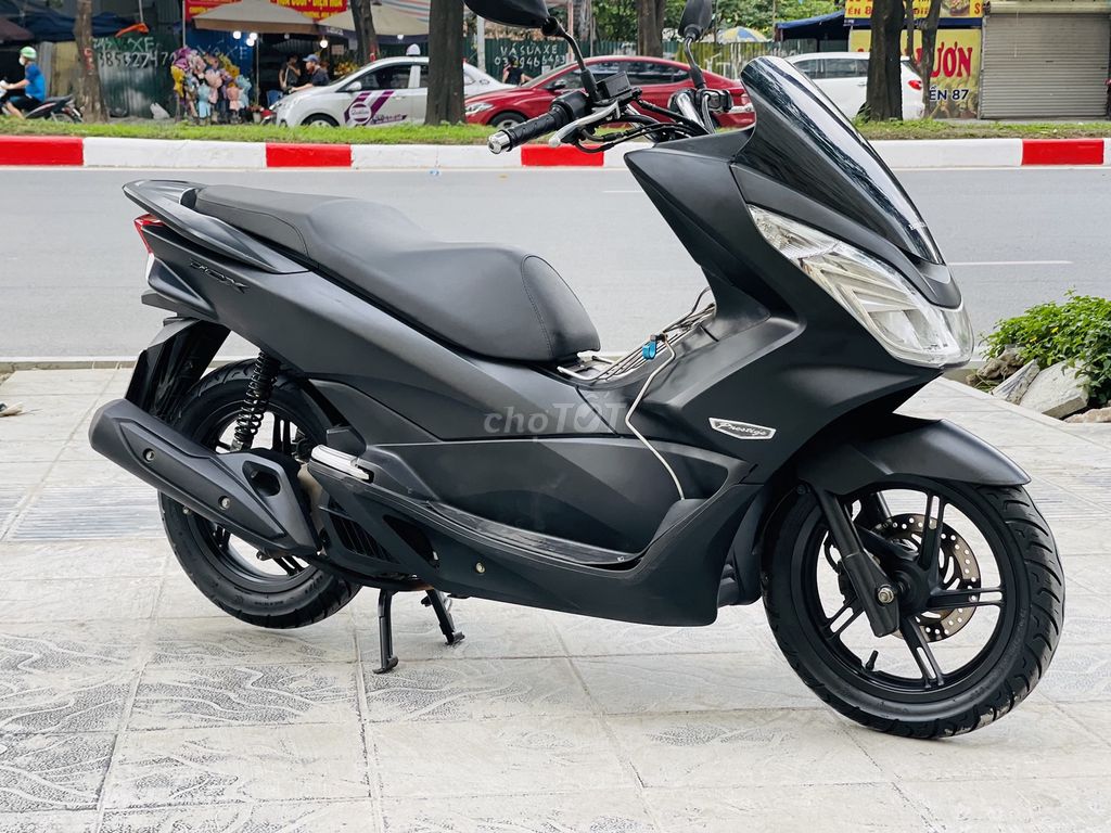 HONDA PCX ĐỜI MỚI ĐEN SẦN CHÍNH CHỦ 2020. Mua bán Xe máy tại Quận Nam Từ Liêm Hà Nội được đăng bởi MAI HÒA hình 4