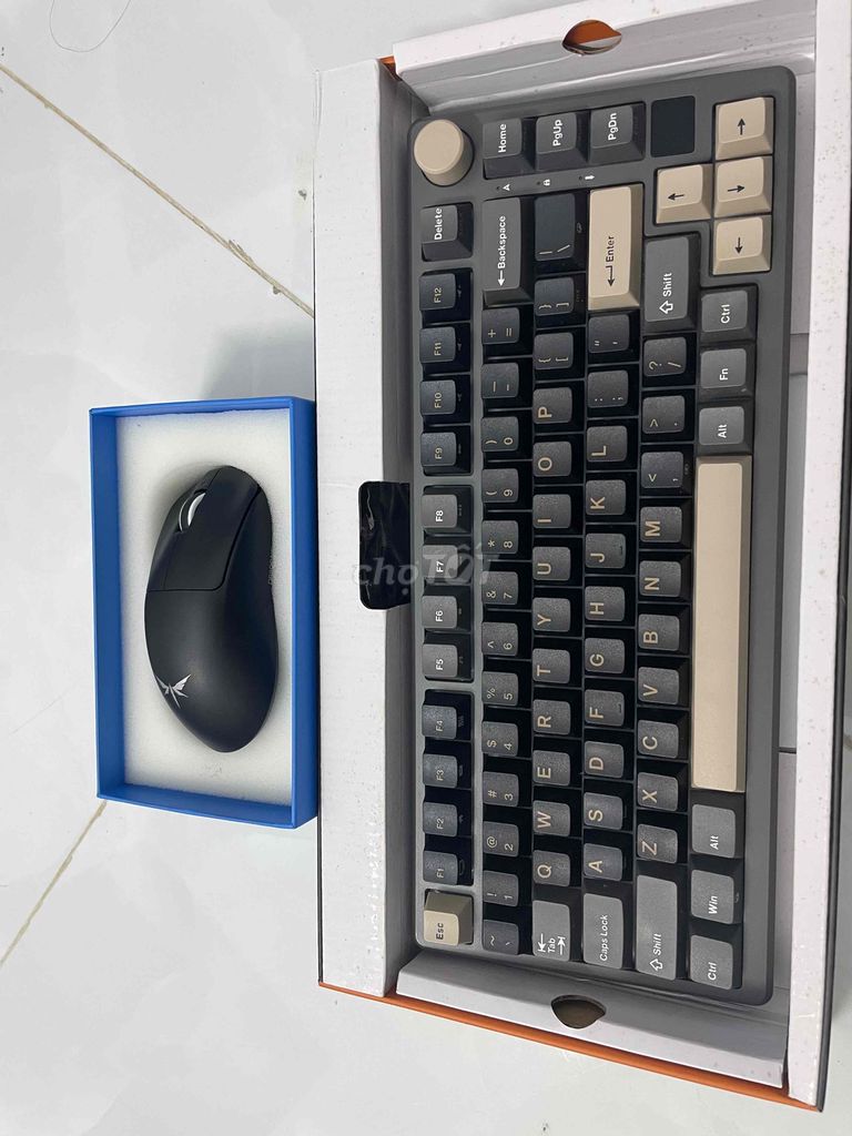 Bàn phím và chuột Nhựa. Mua bán Phụ kiện (Màn hình, Chuột...) tại Huyện Ba Tri Bến Tre được đăng bởi Văn vĩ Nguyễn hình 1