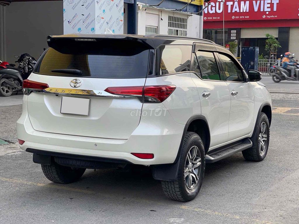Toyota Fortuner 2019 2.4G AT chất xe đẹp. Mua bán Ô tô tại Quận Tân Phú Tp Hồ Chí Minh được đăng bởi Nguyễn Tân Xe Lướt  hình 7