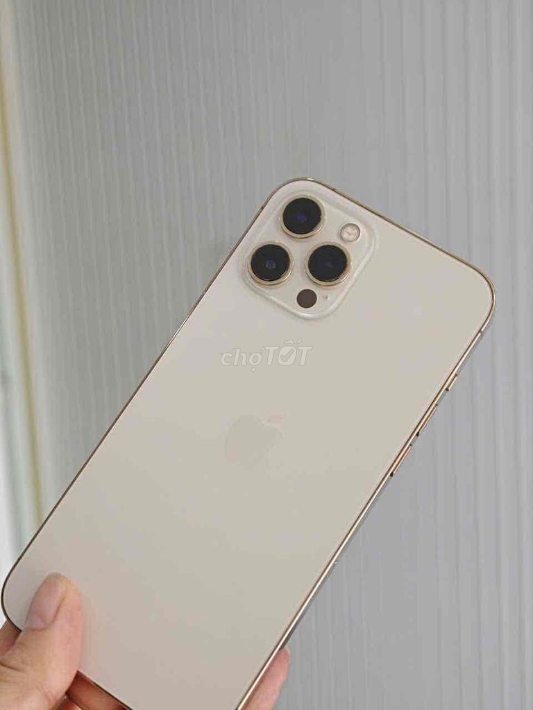 iPhone 12 Pro Max 128GB Vàng. Mua bán Điện thoại tại Quận Đống Đa Hà Nội được đăng bởi Hà Dương hình 1